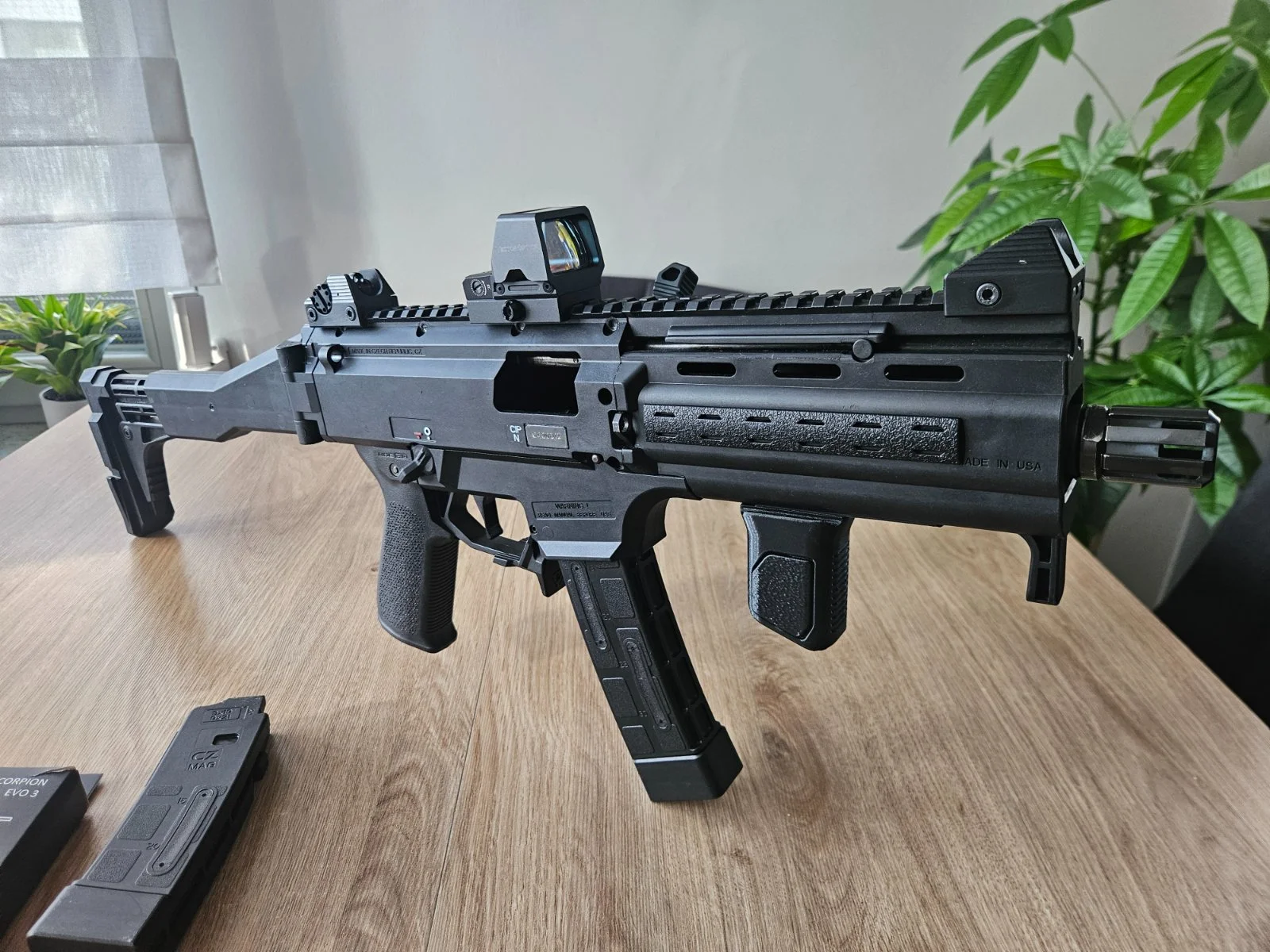 CZ SCORPION EVO3 S1 kal. 9x19