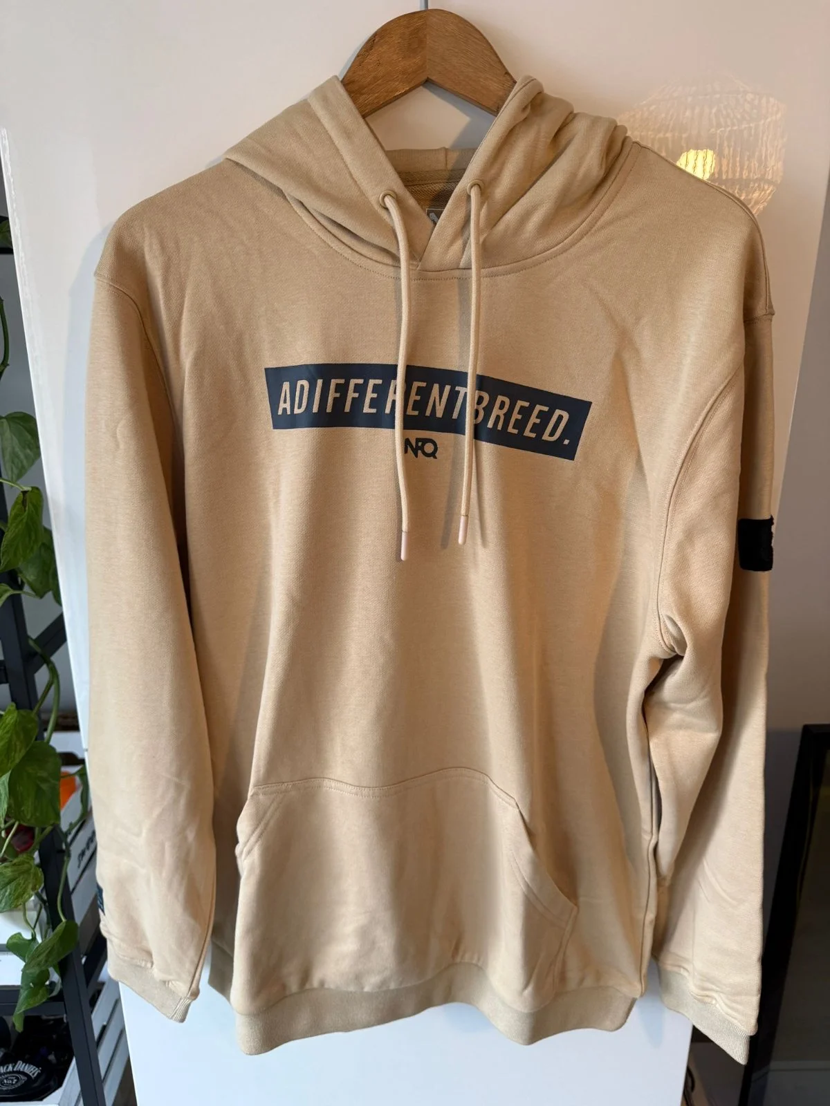 Bluza męska fitness NFQ M "A different breed" Coyote brown/TAN