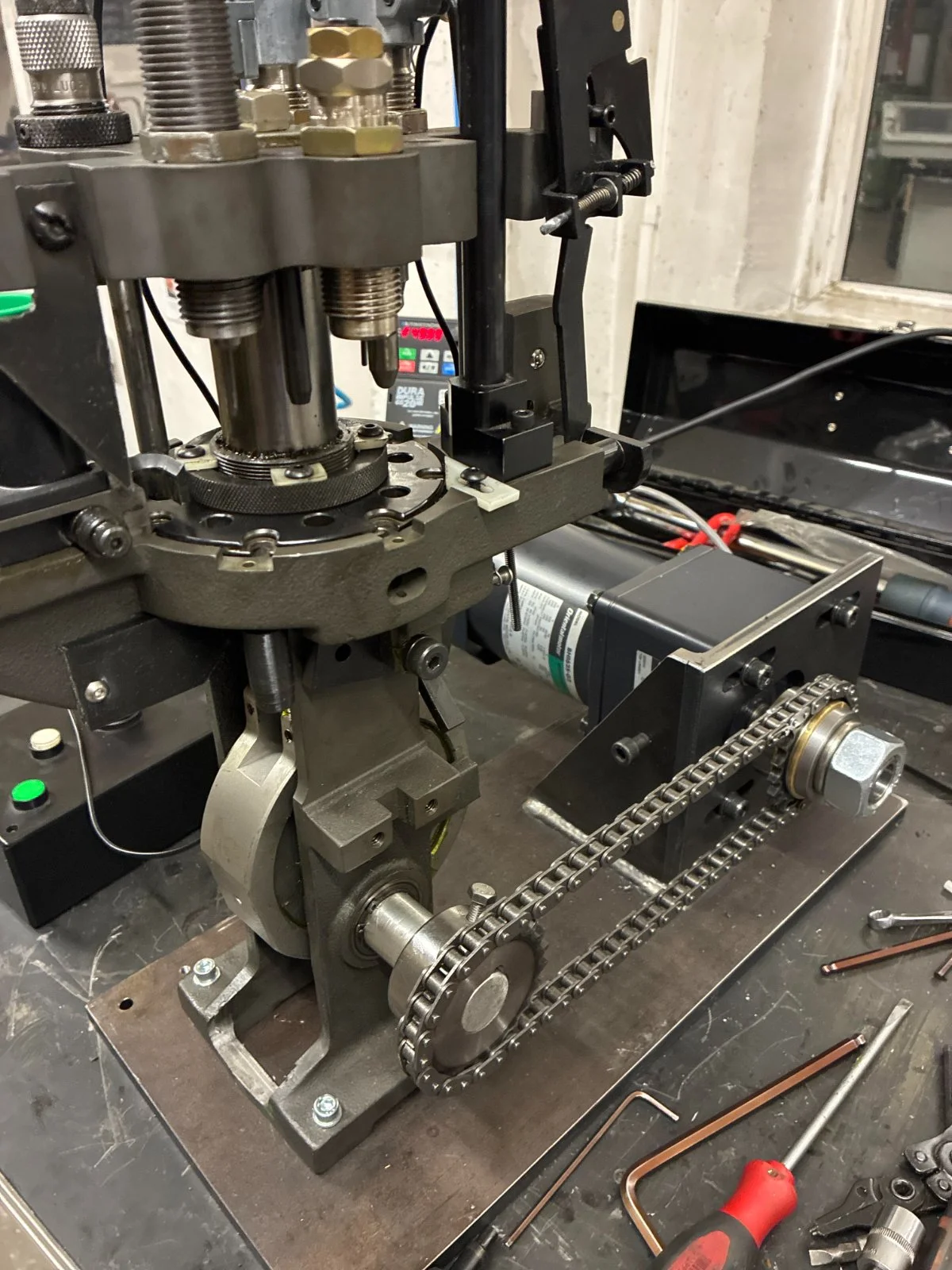 Prasa elaboracyjna Dillon 1050 z automatyzacją BBH