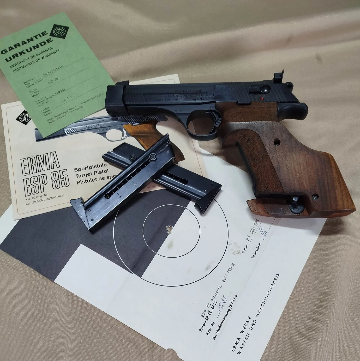 Pistolet samopowtarzalny ERMA ESP85A .22lr