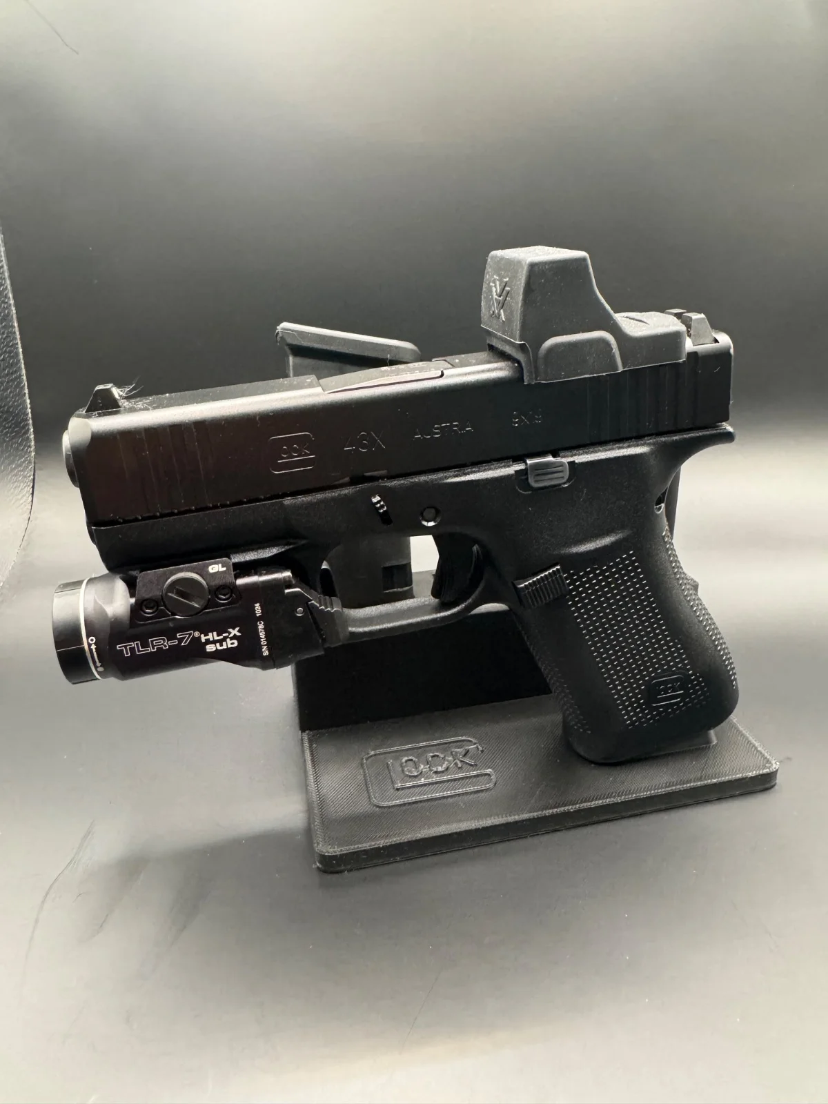 Stojak do Glock 43X z miejscem na 3 magazynki