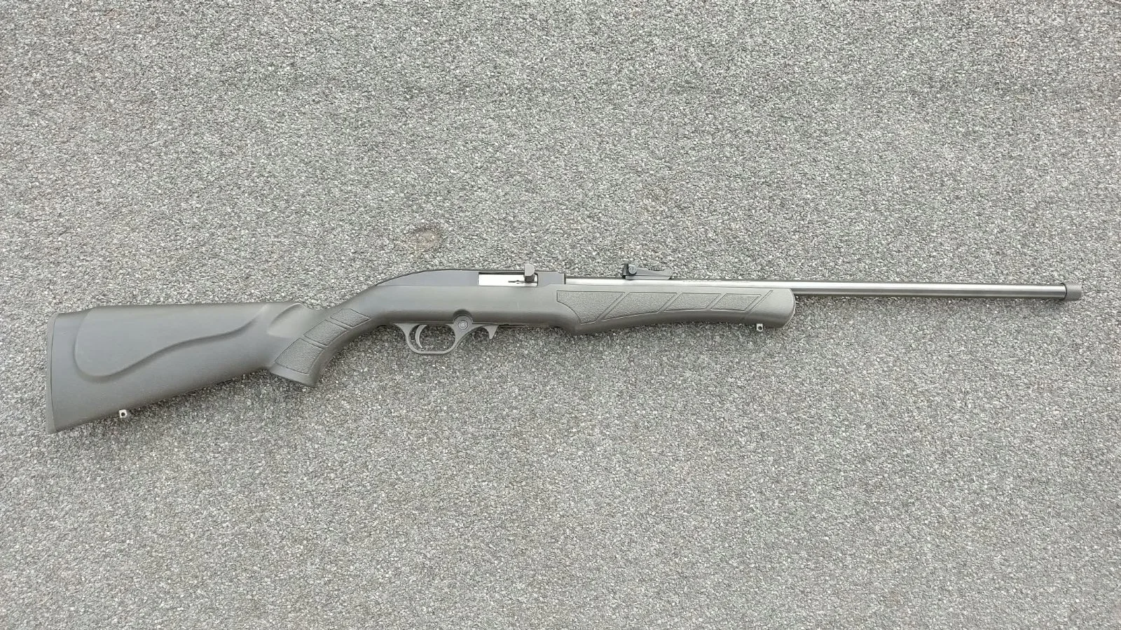Karabinek Rossi 7022 .22lr lufa 21"