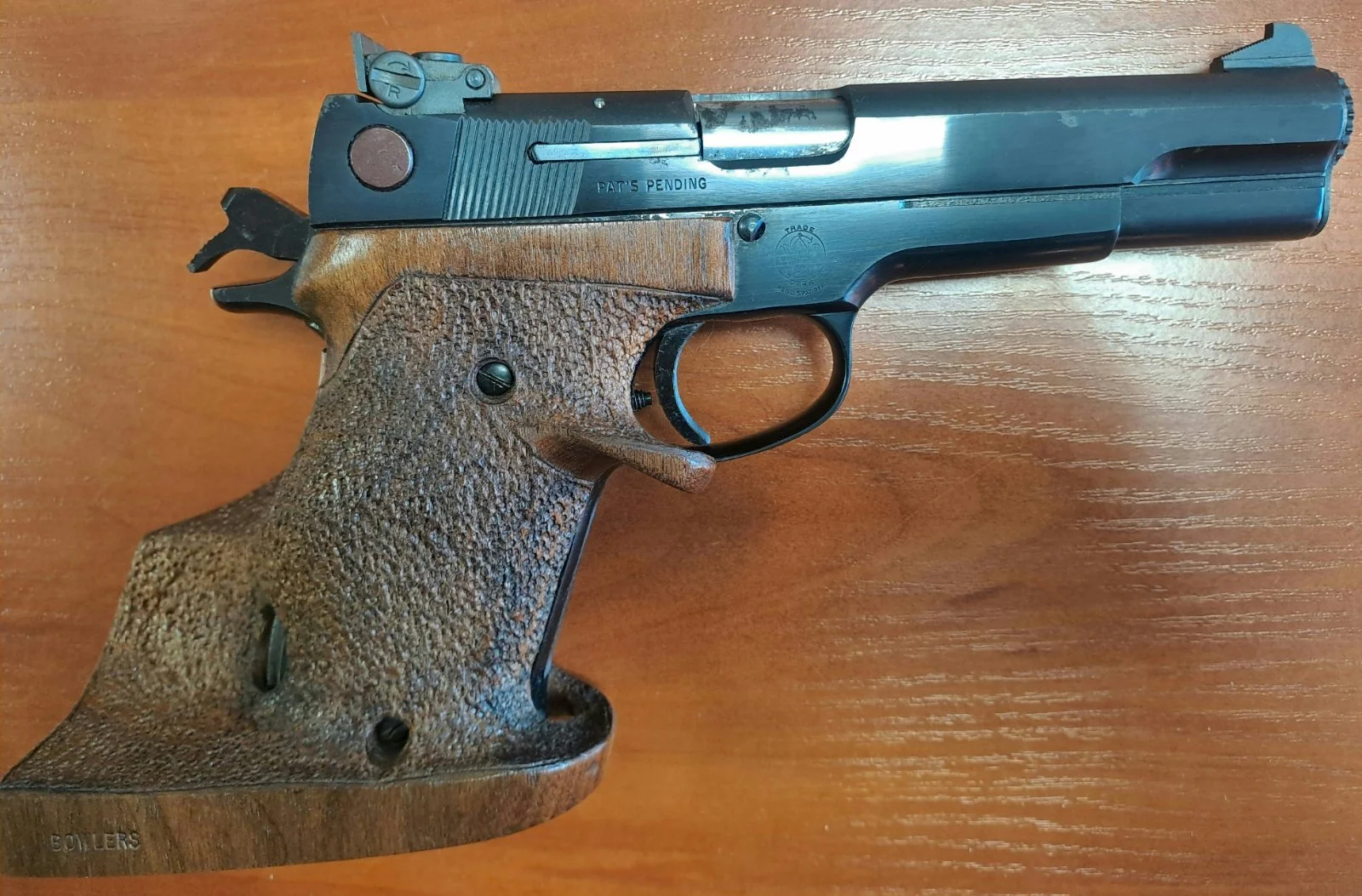 Pistolet tarczowy centralnego zaplonu S&W 52-2