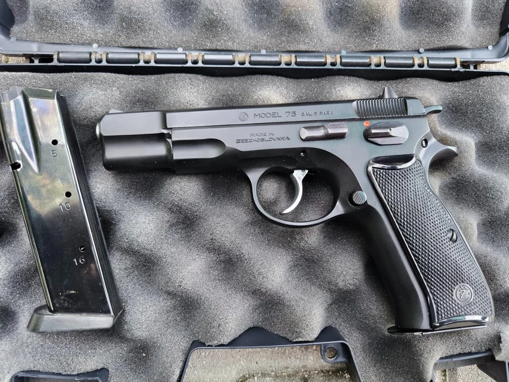 CZ 75 /nie "B"/ 9x19 z 1992 roku