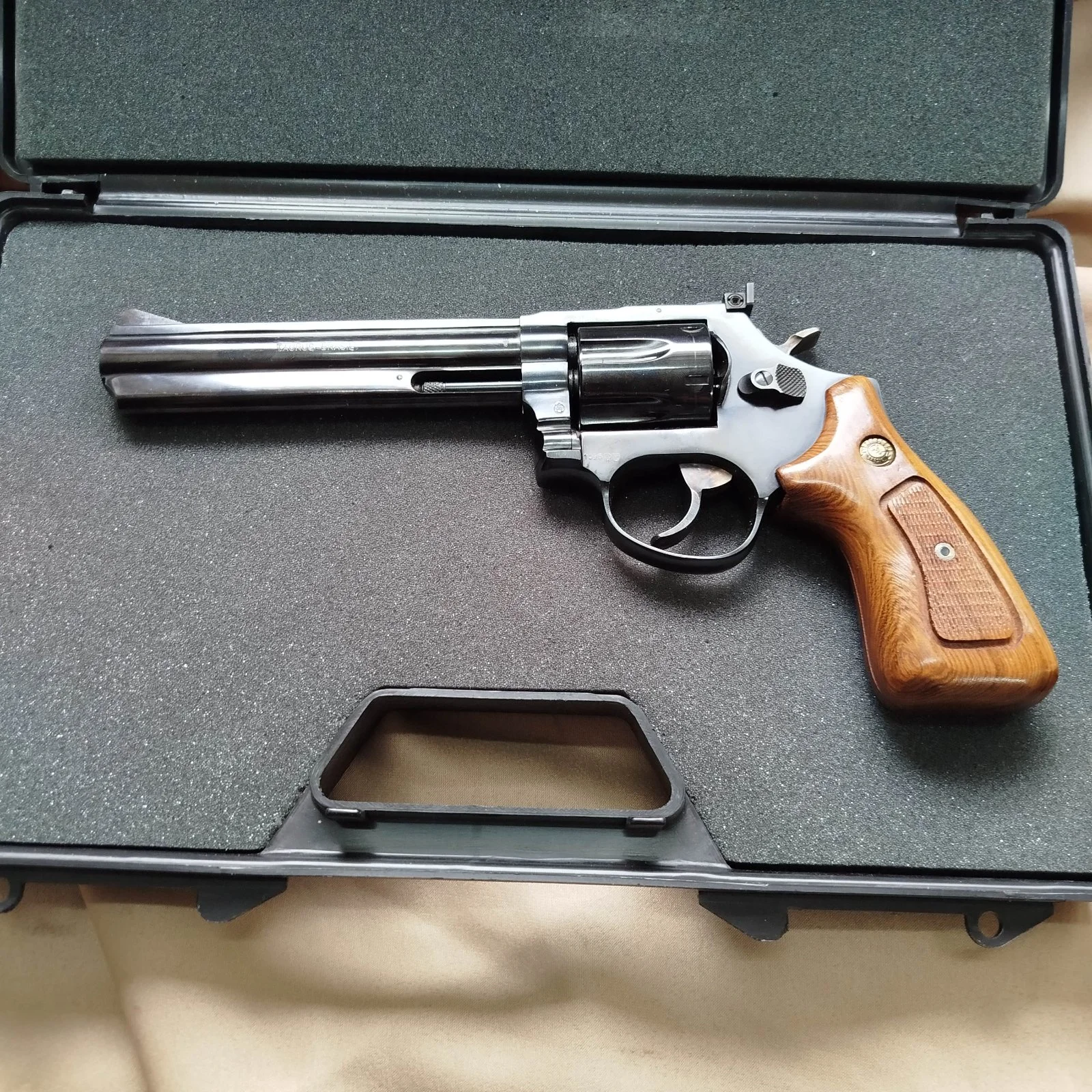 Rewolwer Taurus Model 669 kal. 357Mag./38Spec 6"