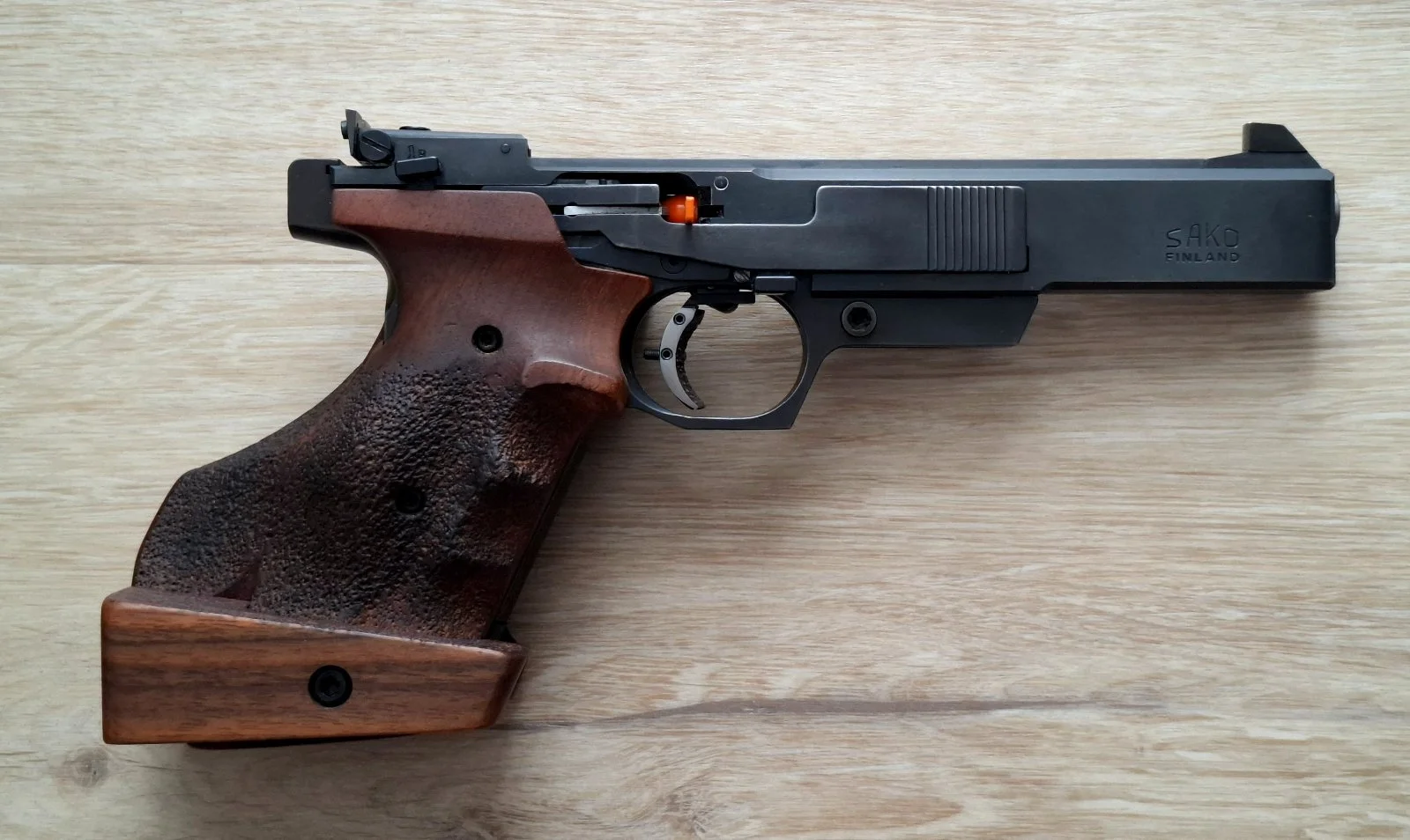Sako TriAce - pistolet Match .22LR