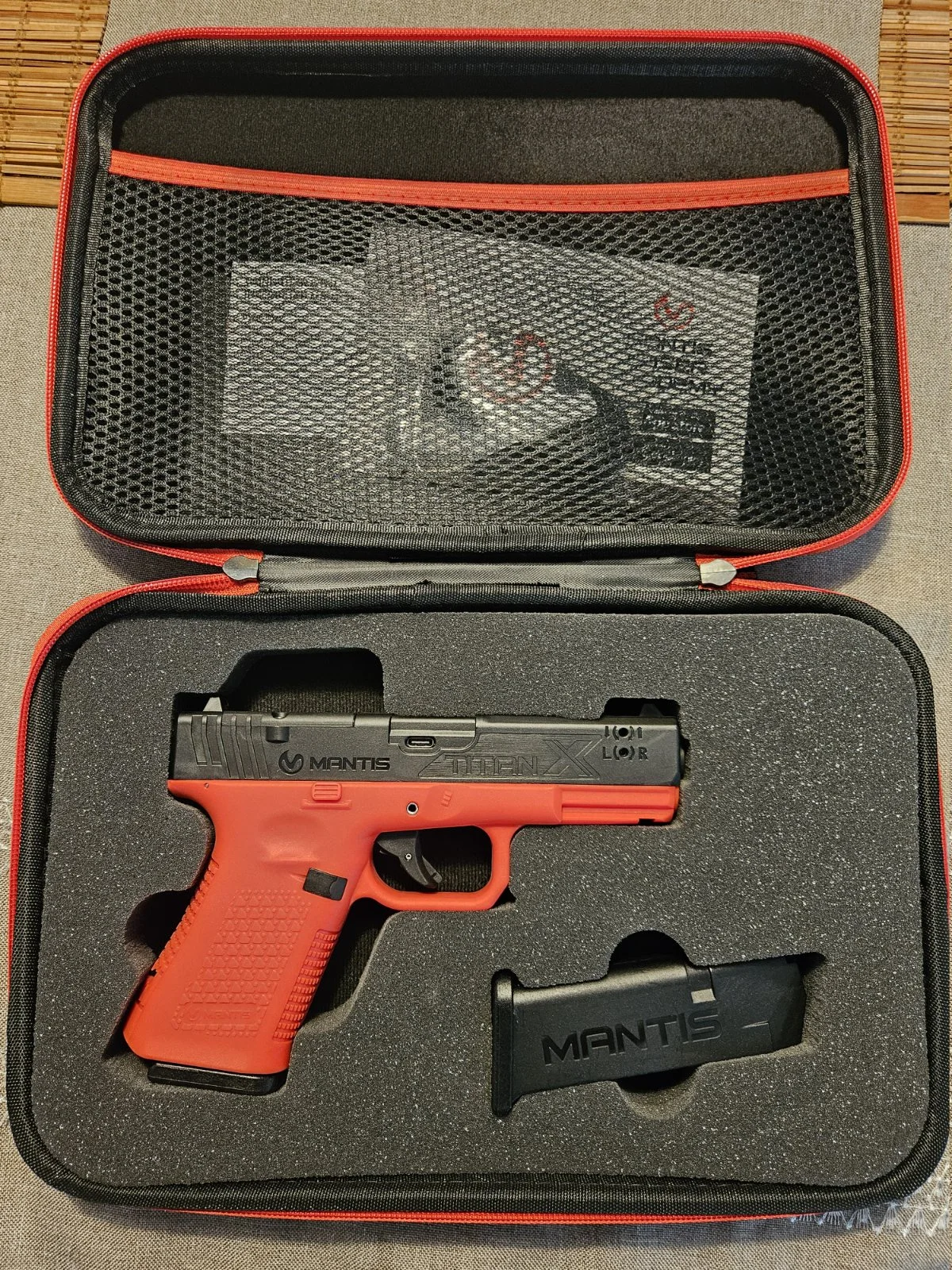 Mantis Titan X - Glock 19 - TitanX 701 Red Laser MT-7012