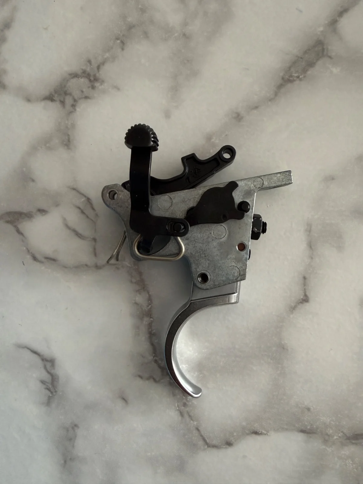 Regulowany fabryczny spust do CZ457