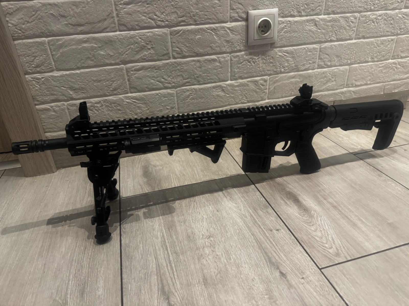 Karabinek bocznego zapłonu Hammerli TAC R1