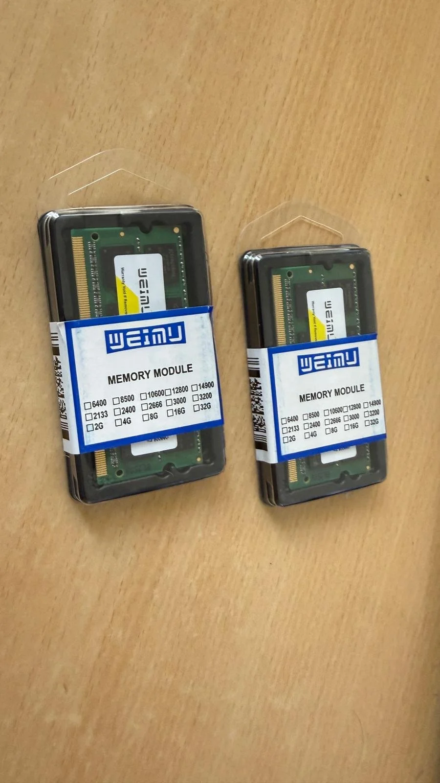 2 kości RAM DDR3 SO-DIMM 8 GB 1600 MHz CL11, łącznie 16GB