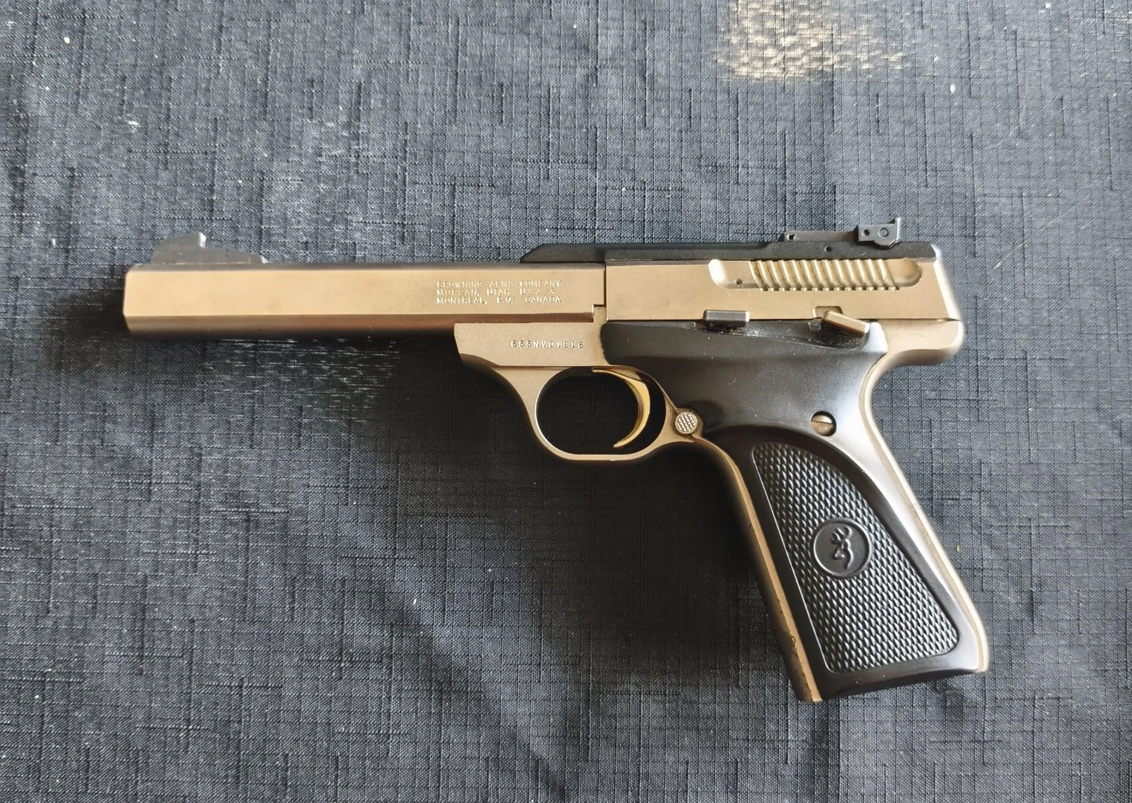 Browning Buck Mark 22lr