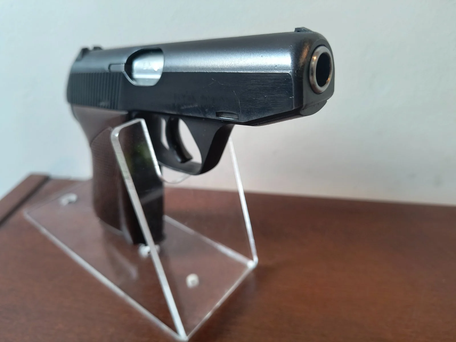 Pistolet HK4 9 short