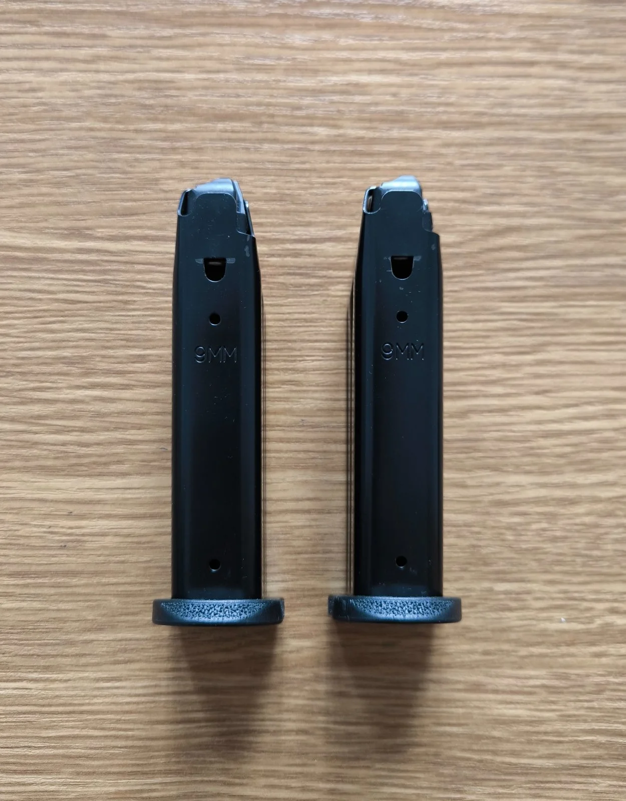 Magazynki Echelon compact 15nb.