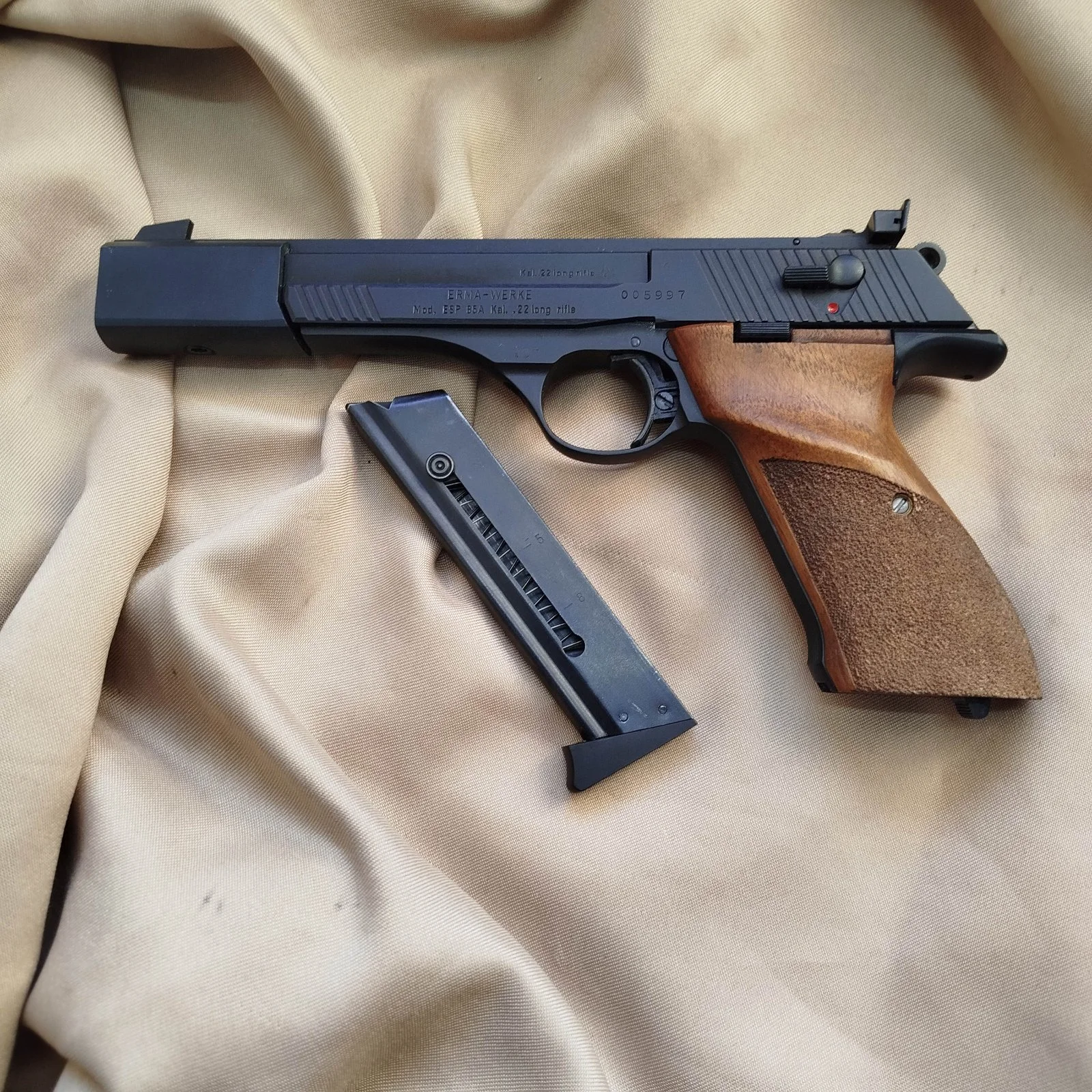 Pistolet samopowtarzalny ERMA ESP85A .22lr DOWÓZ