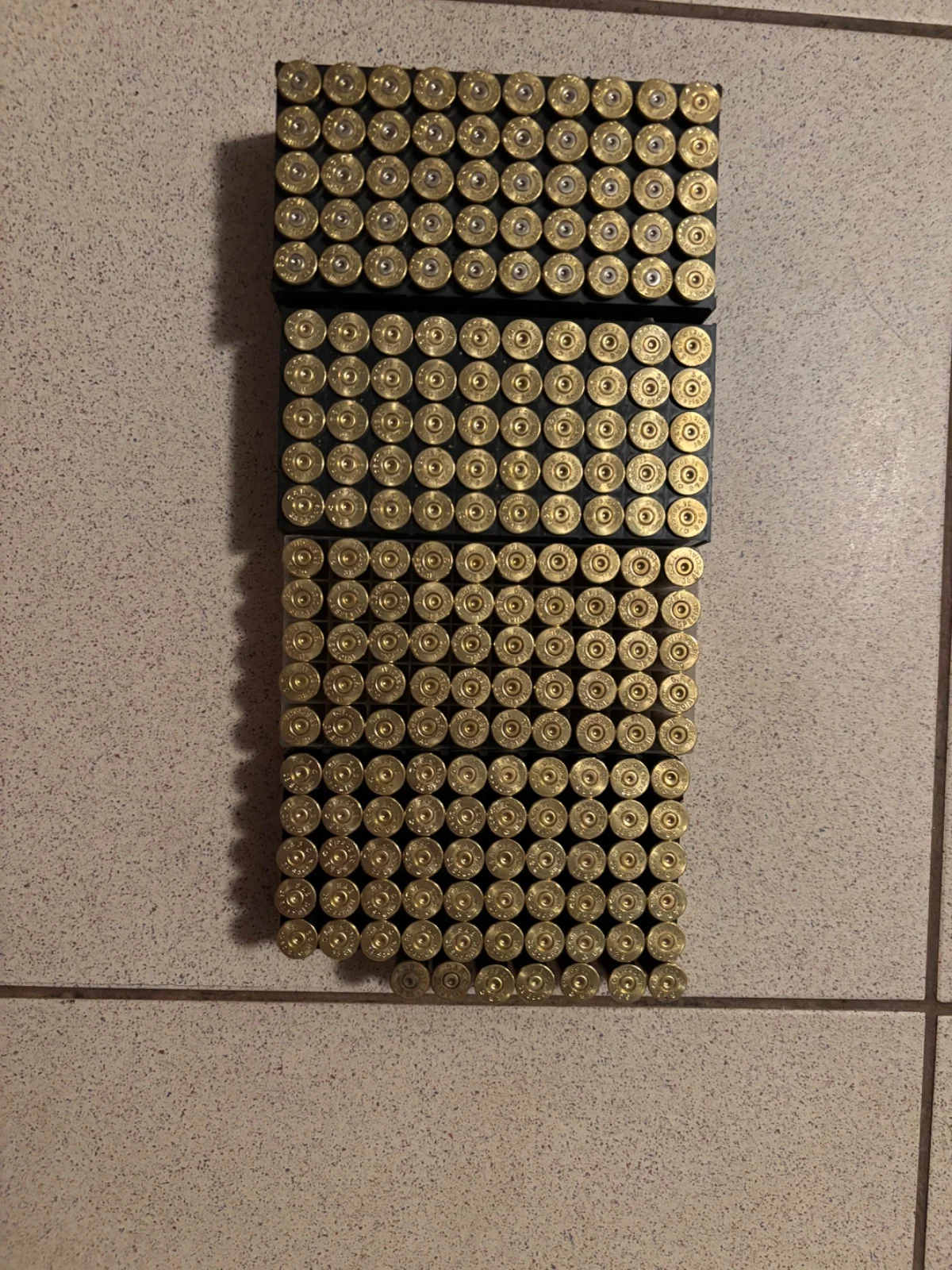 Łuski 357 mag/38 spl 207 sztuk
