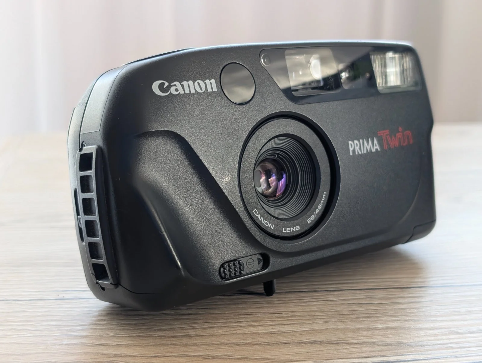Aparat fotograficzny analogowy Canon Prima Twin