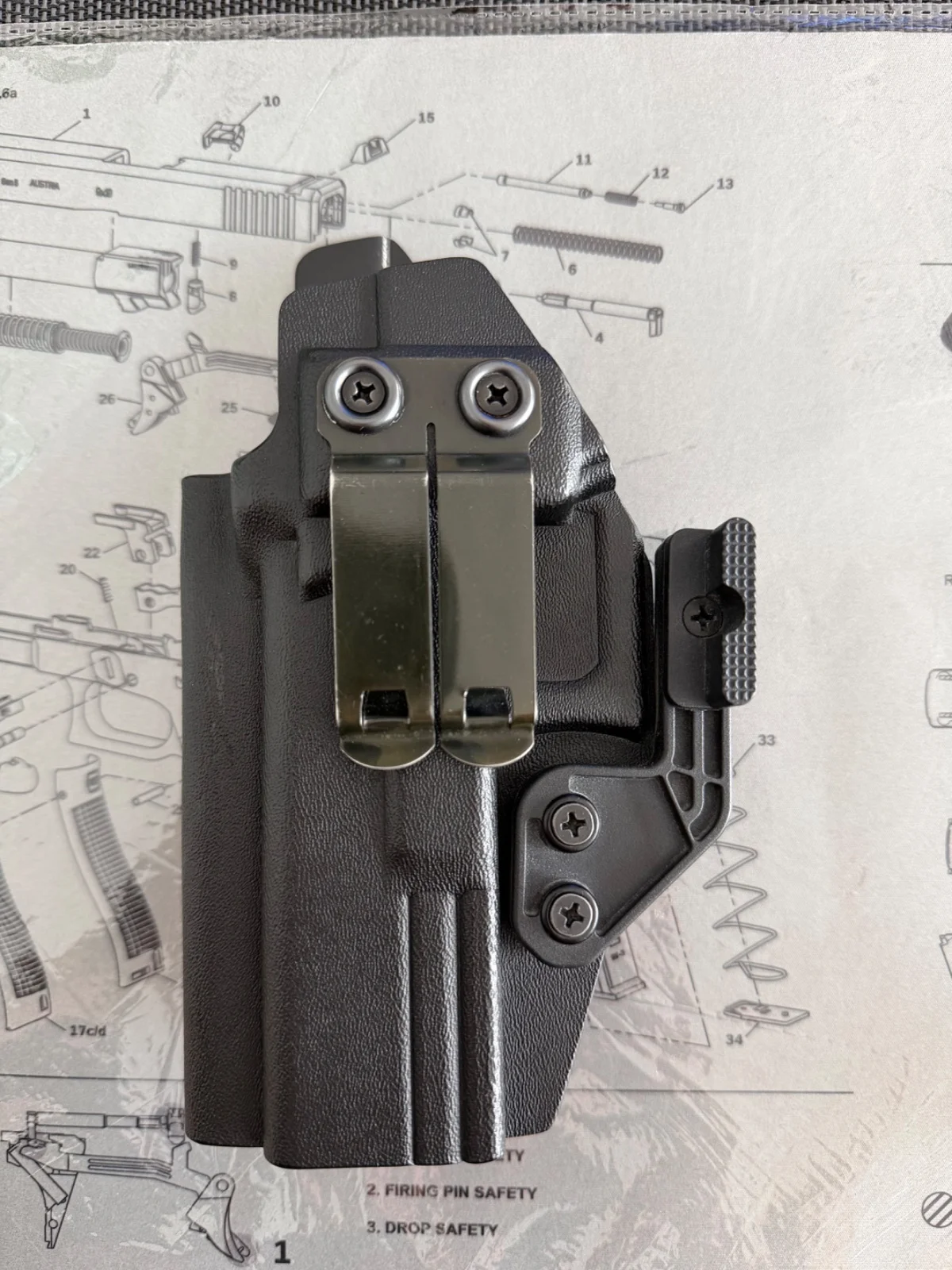 Kabura Glock 17, lewa, IWB DoubleTap