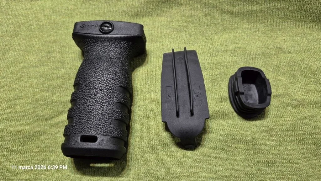 Chwyt przedni, pionowy MFT.