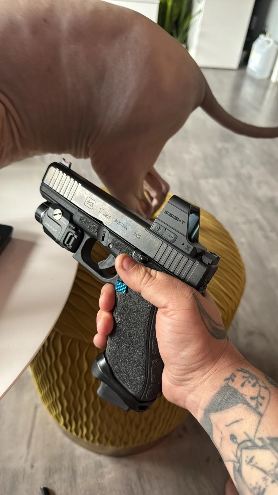Kabura OWB  naleśnik glock 17 gen5 z TLR7