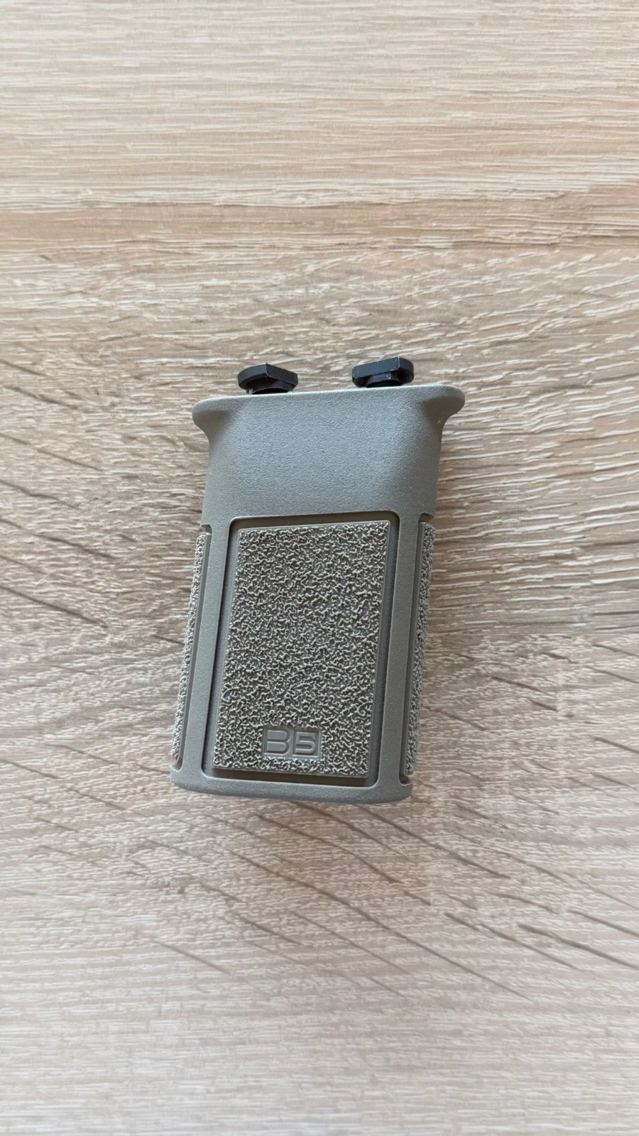 B5 chwyt przedni FDE