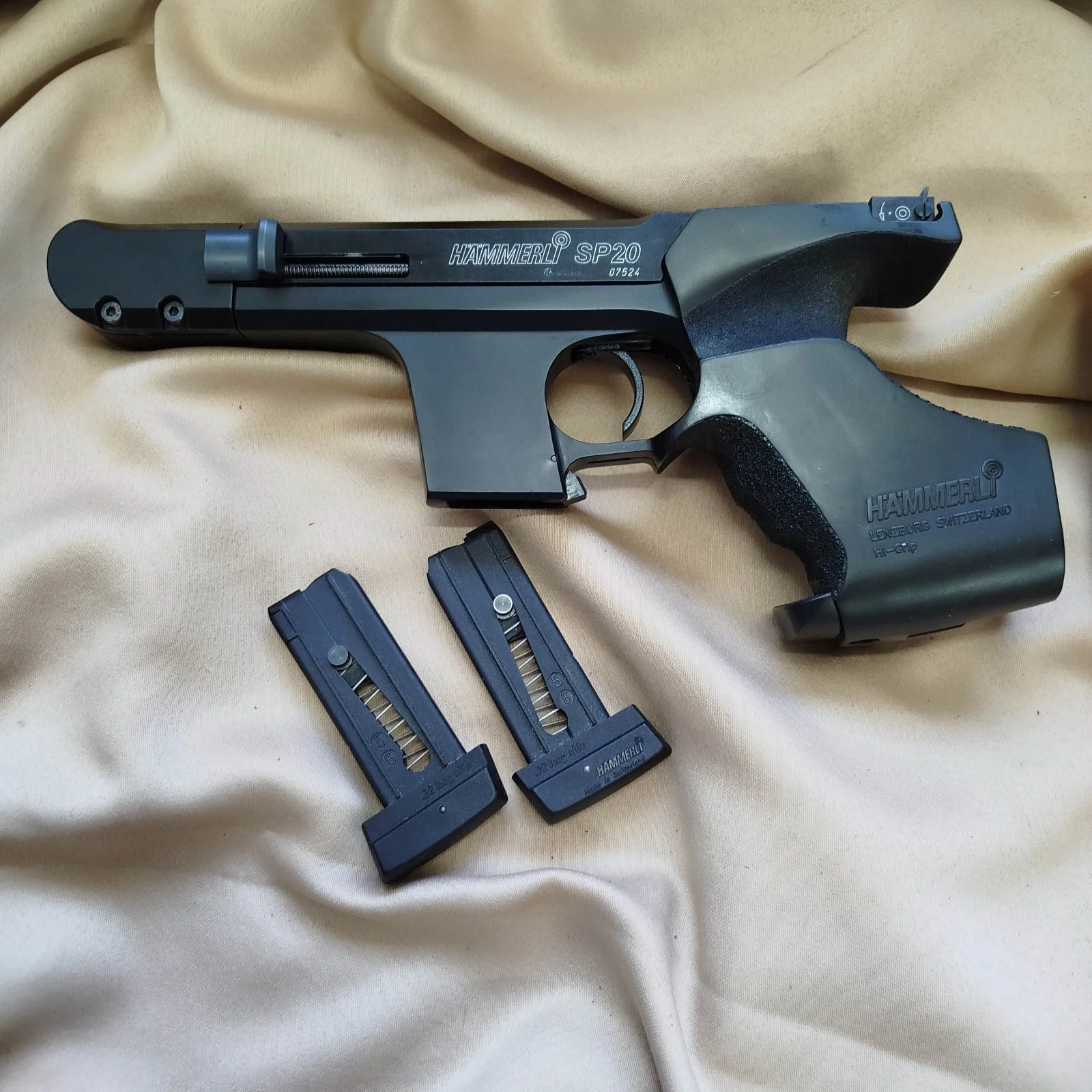 Pistolet Hammerli SP20 kal. 22lr DOWÓZ