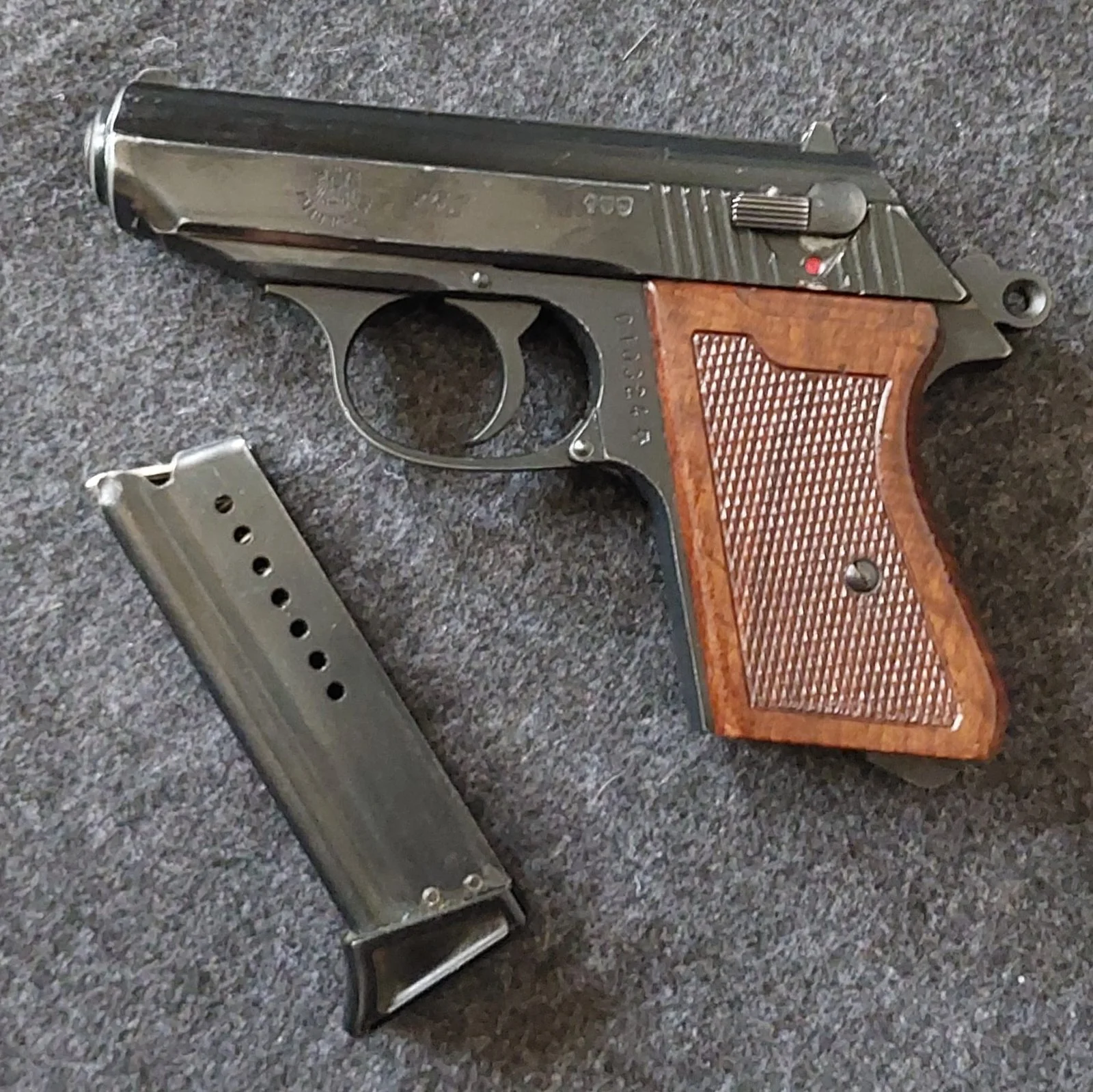 Pistolet ERMA Imperator EP 752 .22LR