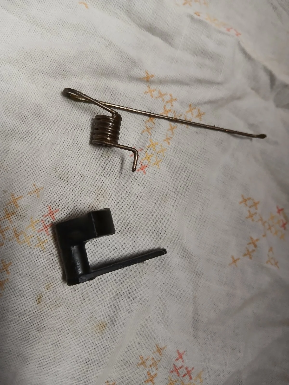 Dźwignia ognia samoczynnego AK47, AKS i inne ze sprężyną