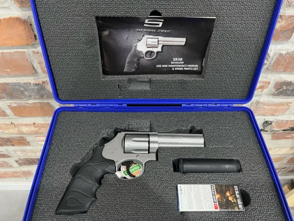Rewolwer Sarsilmaz SR 38 4" kal. .38/.357 Magnum - zdjęcie 3