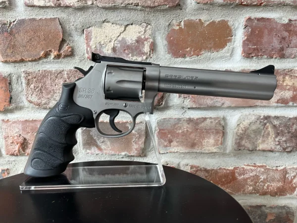 Rewolwer Sarsilmaz SR 38 6" kal. .38/.357 Magnum - zdjęcie 1