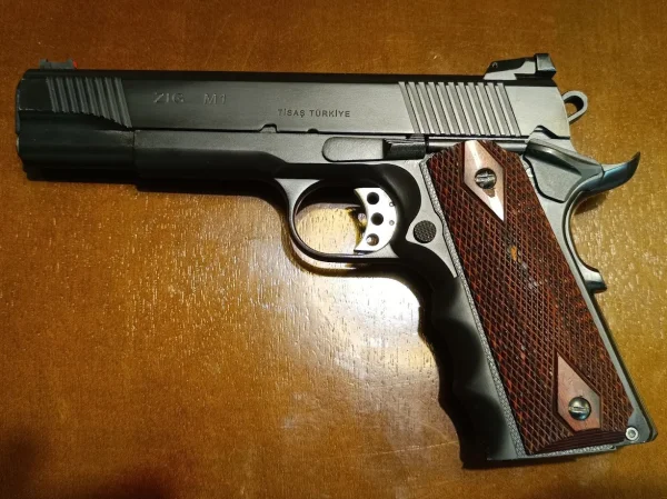 Tisas ZIG M1 9x19 - 1911 "po turecku"