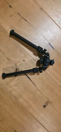 Bipod dwójnóg do broni - chinol składany montaż M-LOK