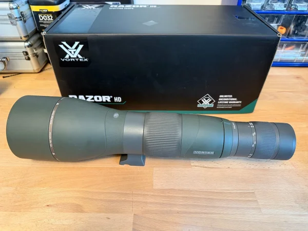 Vortex Razor HD 27-60x85 - Luneta obserwacyjna