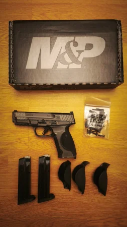 Pistolet Smith & Wesson M&P9 M2.0 METAL kal. 9x19