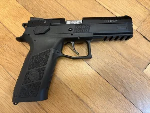 CZ P09 kadet 22lr i komplet sprezyn EEMANTECH przebieg ok 300 szt.