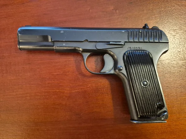 Pistolet TT wz. 33 Tokariew