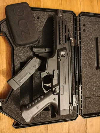 CZ Scorpion Evo 3 S1 9x19 stan idealny - zdjęcie 1