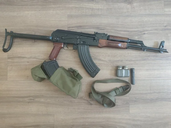 "Czarnoskóry" Kbk AKMS Radom zestaw