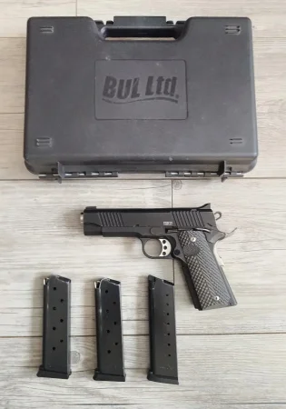 pistolet BUL Commander Classic .45 ACP wraz z 800 szt. ammo