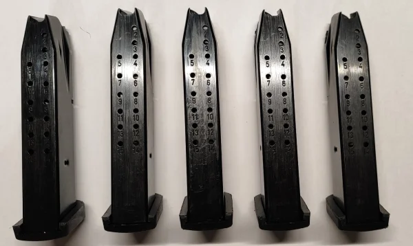 Magazynek Beretta 92x 15 naboi C8F511 - zdjęcie 3