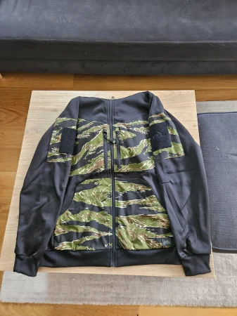 Bluza Helikon-Tex Rogue Hoodie - Black/Tiger Stripe