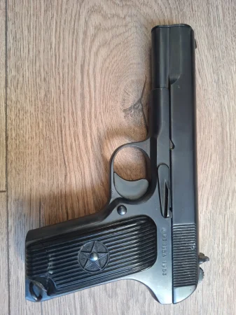Pistolet TT-33 - zdjęcie 1