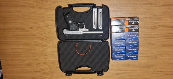 Smith & Wesson SW22 Victory w kalibrze .22 LR STAN JAK NOWY