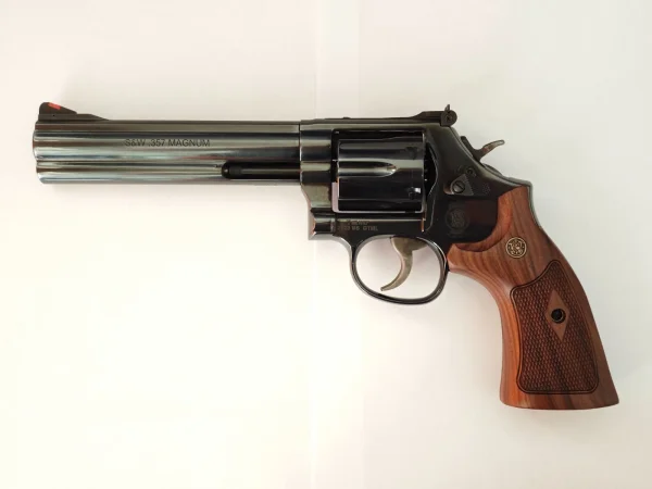 Smith&Wesson 586-6 - stan "jak nowy"