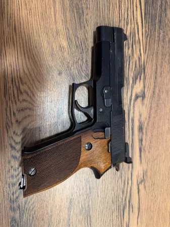 Sig Sauer P220, 9x19