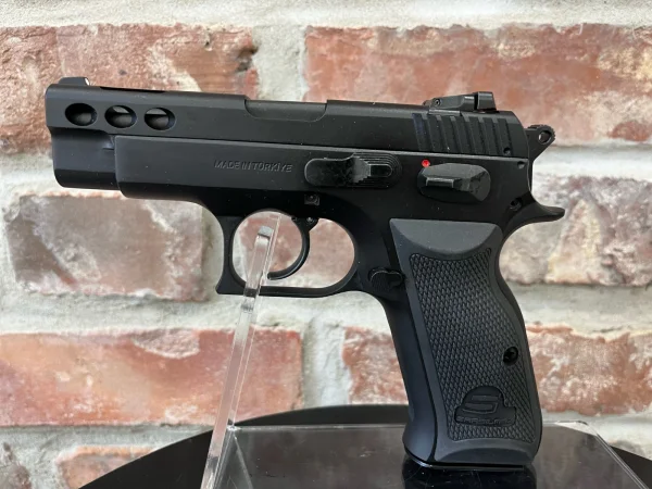Pistolet Sarsilmaz P8 S Black 9x19 - zdjęcie 4