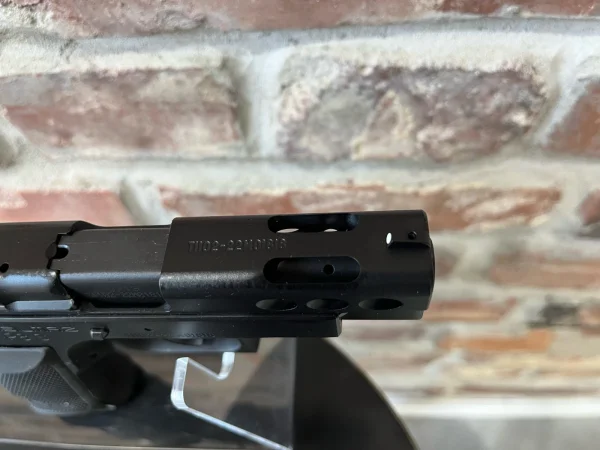 Pistolet Sarsilmaz P8 S Black 9x19 - zdjęcie 2