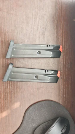 2 x Magazynek CZ P-10F / P-09 stalowy na 10 nabojów