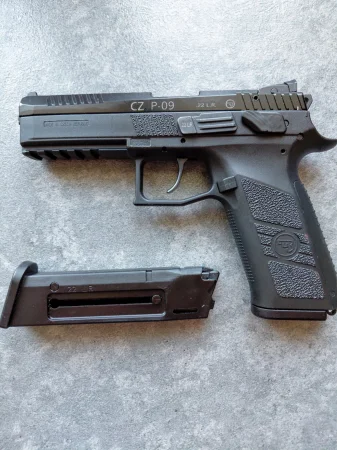 CZ P09 Kadet 22LR - zdjęcie 5