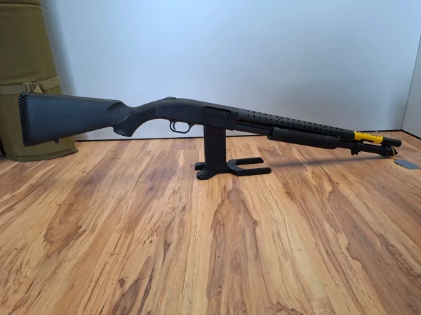 Mossberg 590 20"