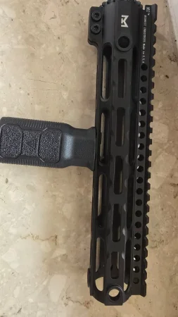 Łoże ar 15 plus chwyt przedni od grota
